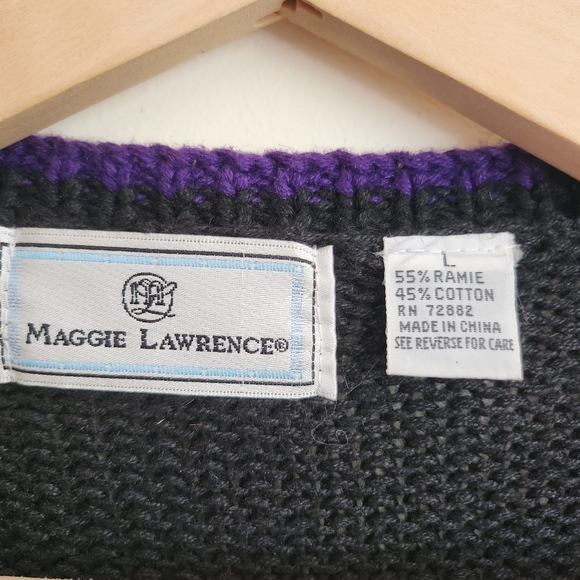 Vintage Maggie Lawerence Black granny cardigan with embrodiery. - Picture 5 of 5